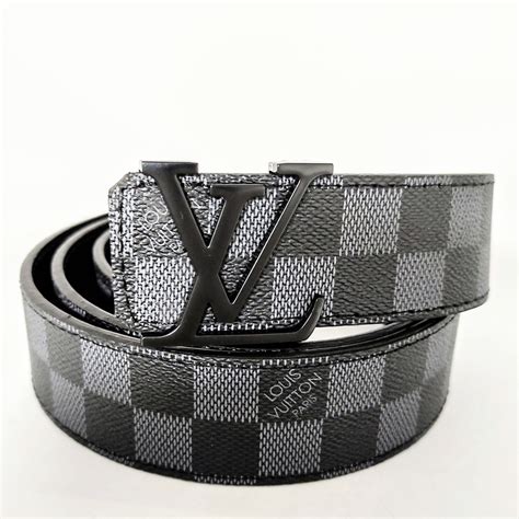 louis vuitton cinturon negro|More.